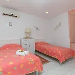 Izvijacica Suite